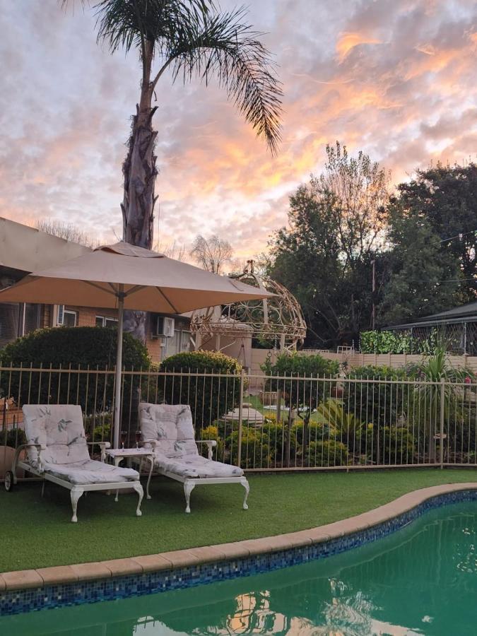 Villa Rose Cottages ブルームフォンテーン エクステリア 写真