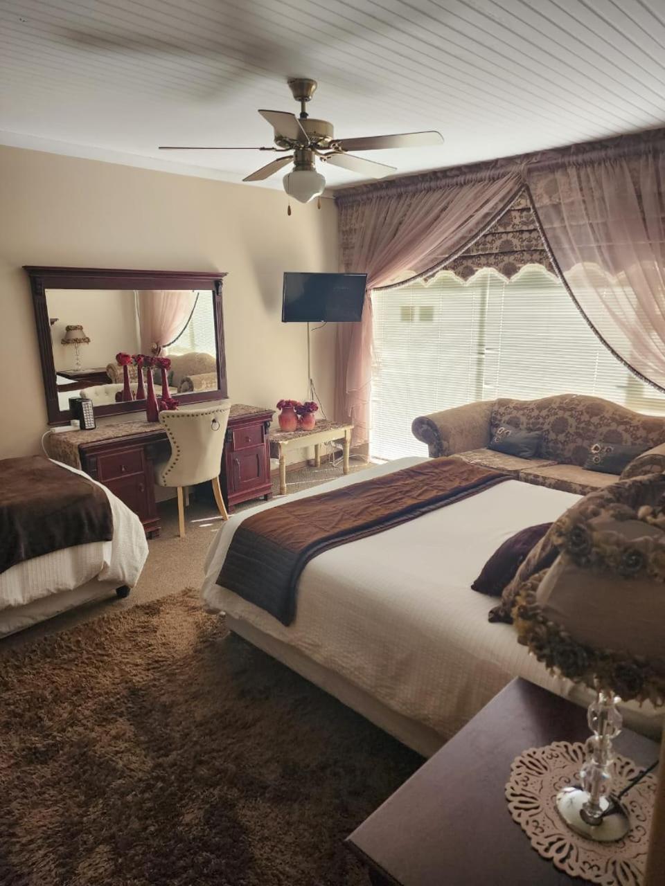 Villa Rose Cottages ブルームフォンテーン エクステリア 写真